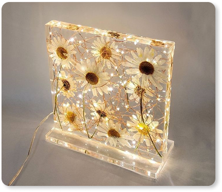 Resin lamp